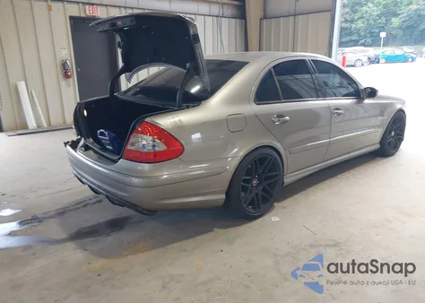 2005 Mercedes-Benz E 55 Amg из США, поврежденный, VIN WDBUF76J15A768563
